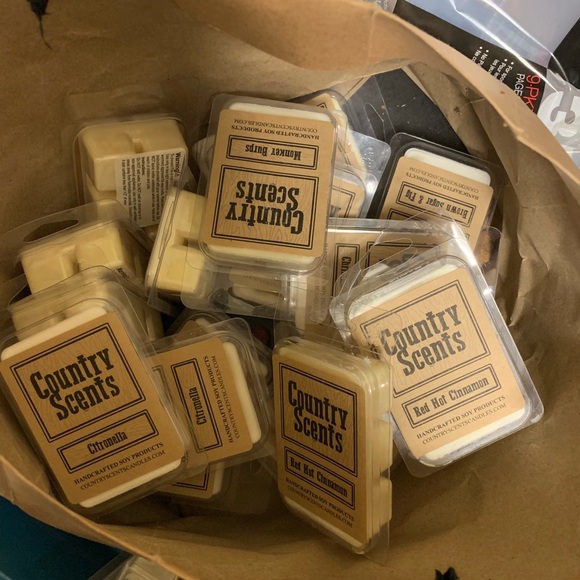 Country scent candles - Picture 1 of 2